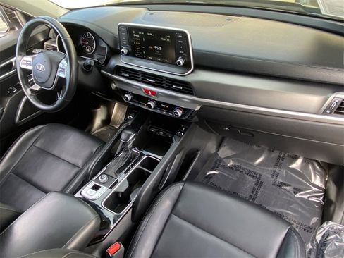 Used 2020 Kia Telluride S w/ S 8 Passenger Seating Package image 12