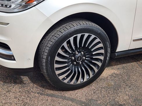 Used 2019 Lincoln Navigator L Black Label w/ Cargo Package image 14