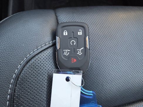 Used 2020 GMC Yukon XL SLT w/ Graphite Performance Edition image 38