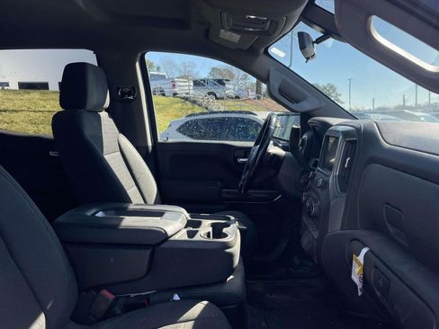 Used 2021 Chevrolet Silverado 1500 LT image 12