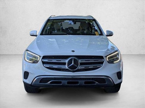 Used 2021 Mercedes-Benz GLC 300 image 2