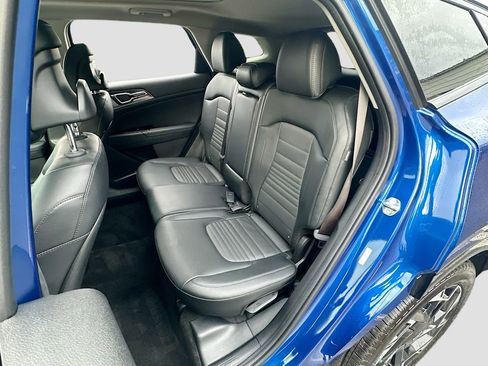 Certified 2025 Kia Sportage SX image 26