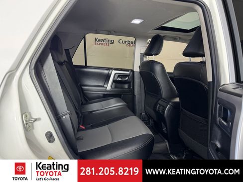 Used 2023 Toyota 4Runner SR5 Premium image 17