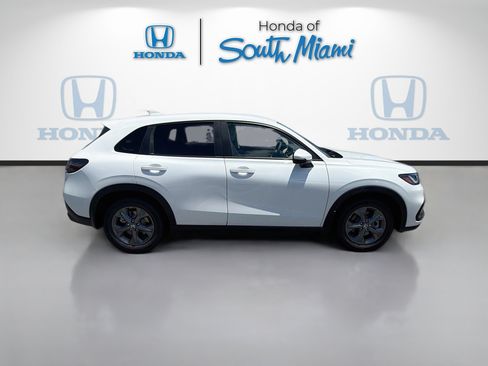 New 2027 Honda HR-V LX image 8