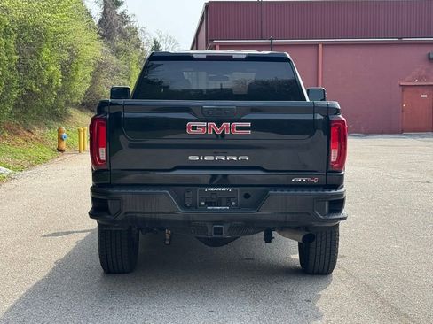 Used 2022 GMC Sierra 2500 AT4 AWD/4WD image 6