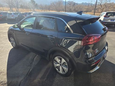 Used 2019 Kia Niro LX image 6