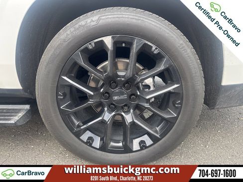 Used 2024 GMC Yukon XL Denali Ultimate image 18