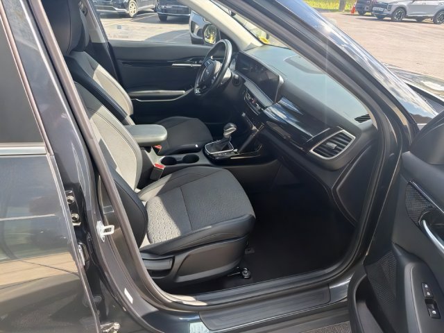Certified 2024 Kia Seltos S AWD/4WD image 12