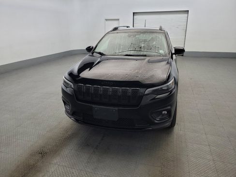 Used 2021 Jeep Cherokee Latitude Plus AWD/4WD image 15