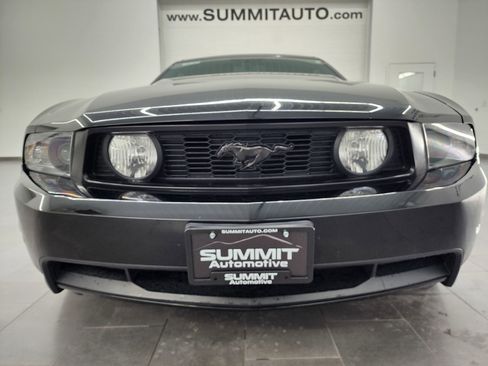 Used 2010 Ford Mustang GT Premium image 19