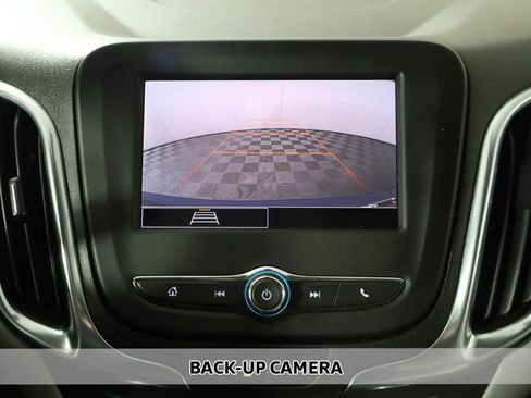 Used 2022 Chevrolet Equinox LS w/ LS Convenience Package image 4