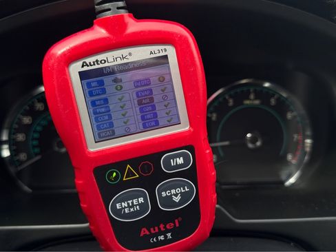 Used 2014 Jaguar XF 3.0 image 38