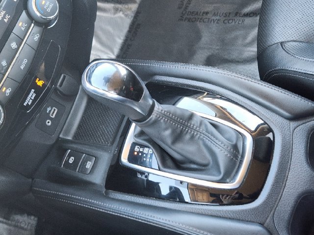 Used 2020 Nissan Rogue SL AWD/4WD image 21