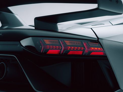 Used 2020 Lamborghini Aventador SVJ image 41