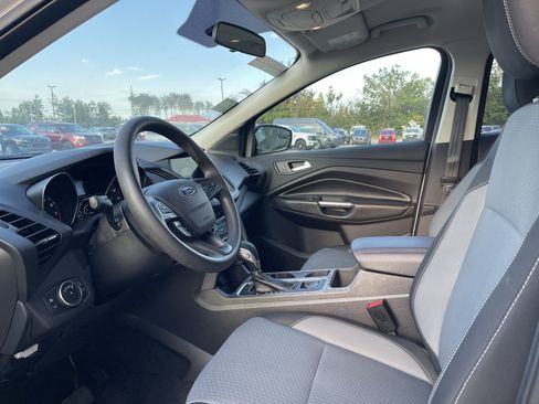 Used 2019 Ford Escape SE FWD image 10