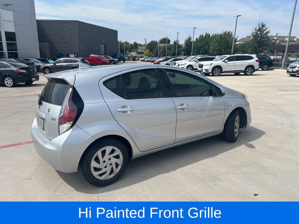 Used 2015 Toyota Prius C Two FWD image 3