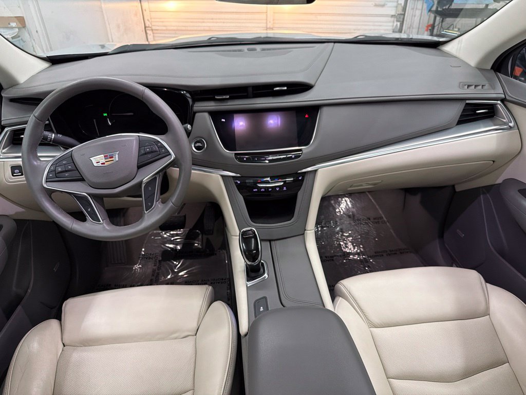 Used 2017 Cadillac XT5 Luxury FWD image 26