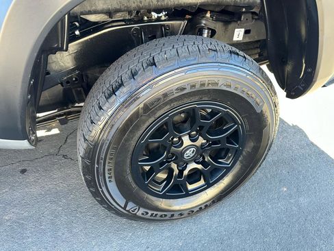 Used 2022 Toyota Tacoma SR w/ SX Package AWD/4WD image 24