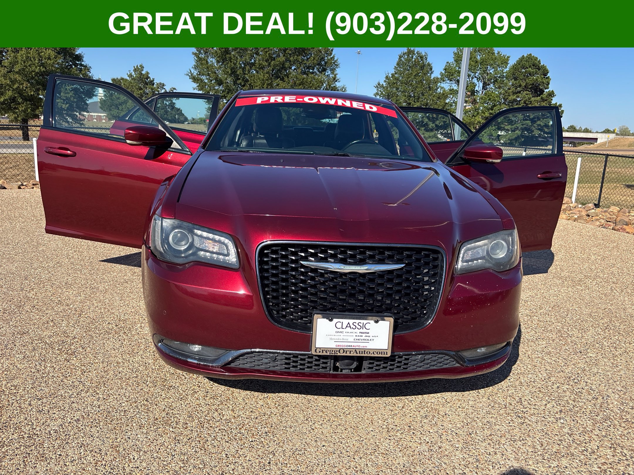 Used 2018 Chrysler 300 S w/ 300S Premium Group AWD/4WD image 16