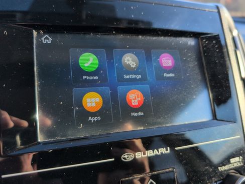 Used 2019 Subaru Crosstrek 2.0i w/ Eyesight System image 19