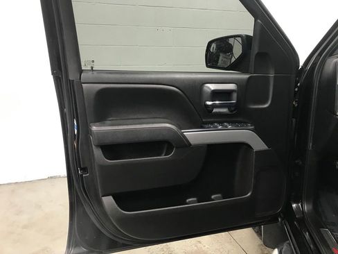 Used 2018 Chevrolet Silverado 1500 LT w/ All Star Edition image 9