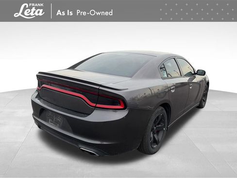 Used 2015 Dodge Charger SE w/ Sport Appearance Group image 6