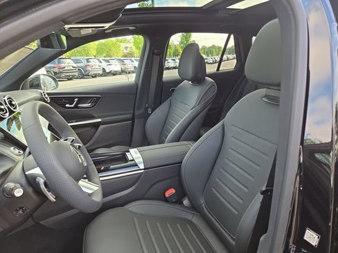 New 2026 Mercedes-Benz GLC 300 4MATIC image 23