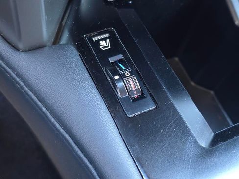 Used 2021 Lexus GX 460 Premium image 19