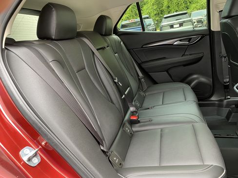 Used 2023 Buick Envision Essence FWD image 34