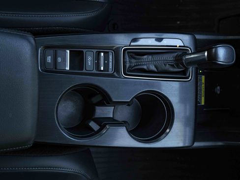 Used 2023 Honda Civic Touring image 27