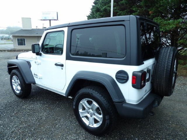 Used 2021 Jeep Wrangler Sport AWD/4WD image 3