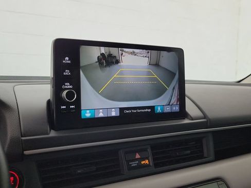 Used 2023 Honda Pilot Touring image 29