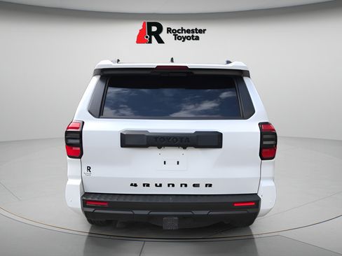 Certified 2025 Toyota 4Runner TRD Off-Road Premium w/ Tow Technology Package AWD/4WD image 6