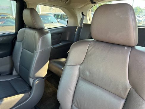 Used 2011 Honda Odyssey EX-L image 25