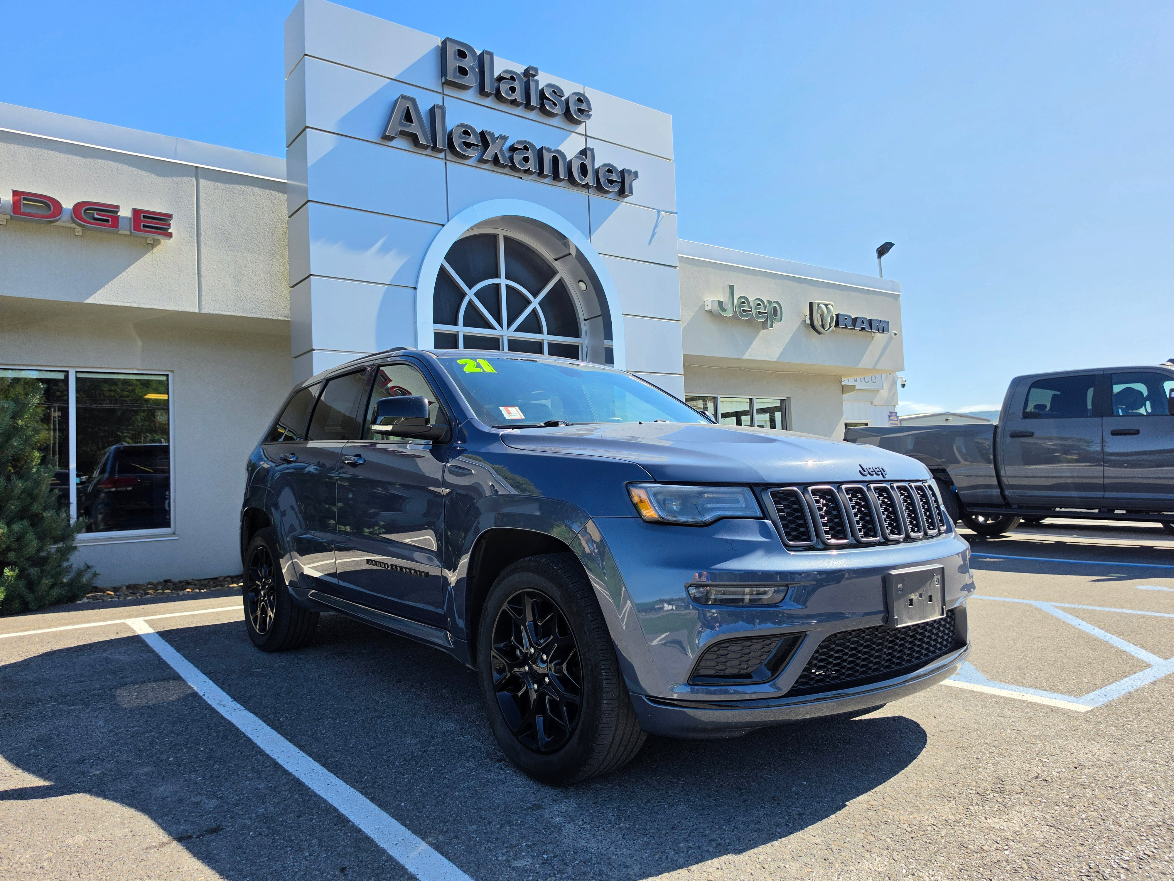 Used 2021 Jeep Grand Cherokee Limited X AWD/4WD image 1