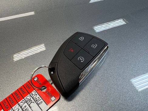 New 2026 GMC Canyon Elevation w/ Convenience Package image 31