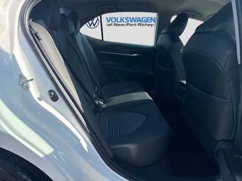 Used 2021 Toyota Camry SE FWD image 26
