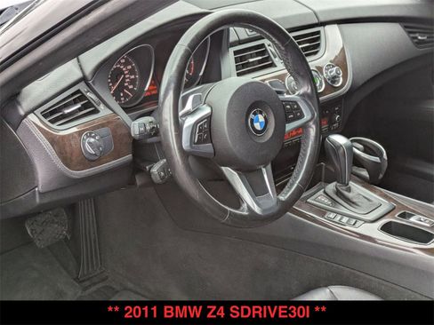 Used 2011 BMW Z4 sDrive30i image 14