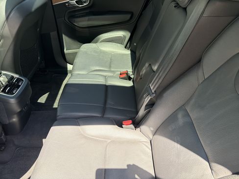 Used 2023 Volvo XC90 B6 Plus AWD/4WD image 28