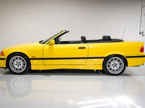 Used 1999 BMW M3 Convertible RWD image 6