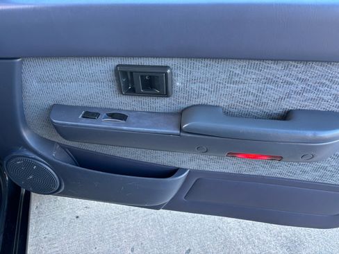 Used 1998 Toyota Tacoma 4x4 Xtracab V6 image 21