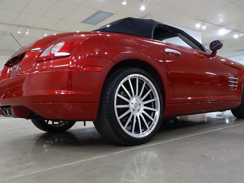 Used 2007 Chrysler Crossfire Convertible w/ Special Edition Group RWD image 16