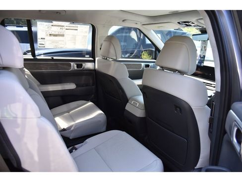 New 2026 Hyundai Santa Fe Calligraphy FWD image 11