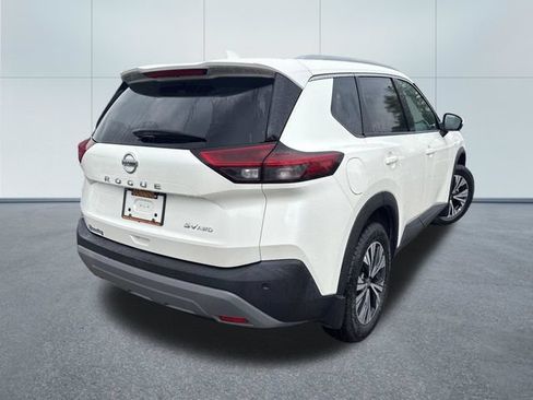 Used 2021 Nissan Rogue SV AWD/4WD image 4