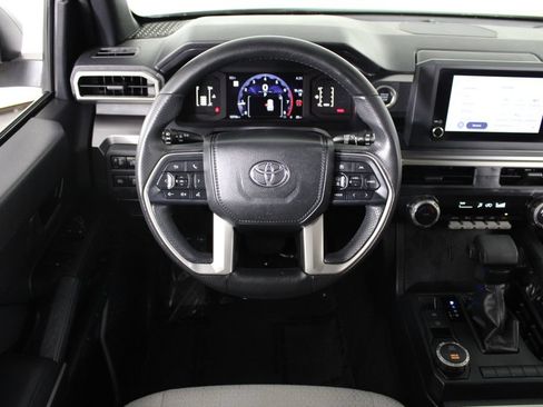 Used 2025 Toyota 4Runner SR5 RWD image 17