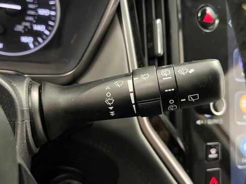 Used 2025 Subaru Outback Onyx Edition image 45