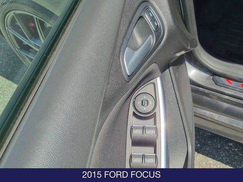 Used 2015 Ford Focus ST w/ Equipment Group 402A FWD image 11