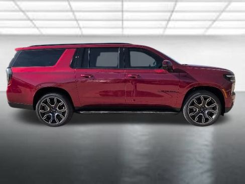 New 2026 Chevrolet Suburban RST w/ Advanced Technology Package AWD/4WD image 38