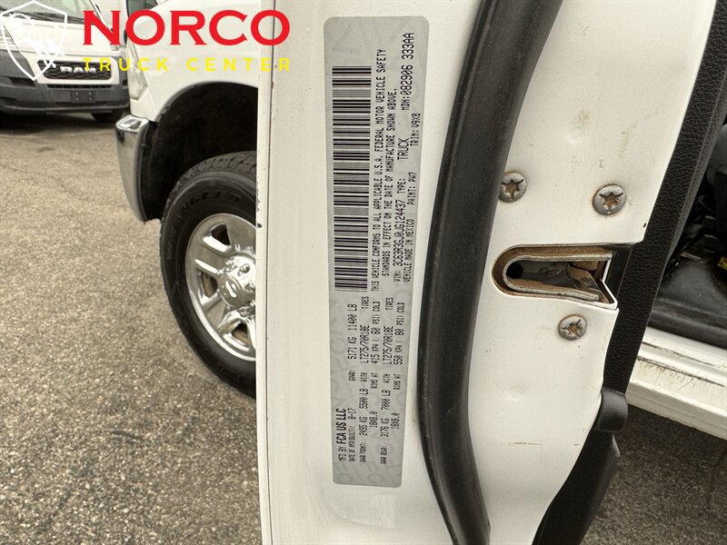 Used 2018 RAM 3500 Tradesman w/ Chrome Appearance Group AWD/4WD image 27