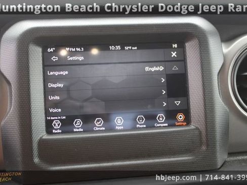 Used 2022 Jeep Gladiator Willys image 29